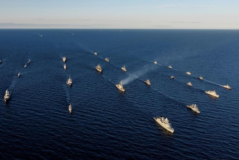 NATO huy động 50 tàu chiến tham gia tập trận hải quân ở Biển Baltic. Ảnh: NATO