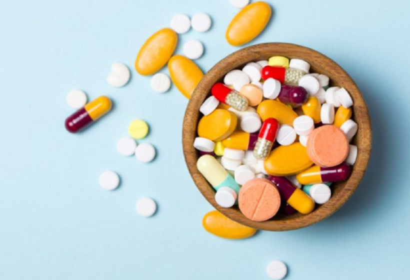 Sử dụng thuốc tây chữa bệnh gút có thể gặp phải một số tác dụng phụ