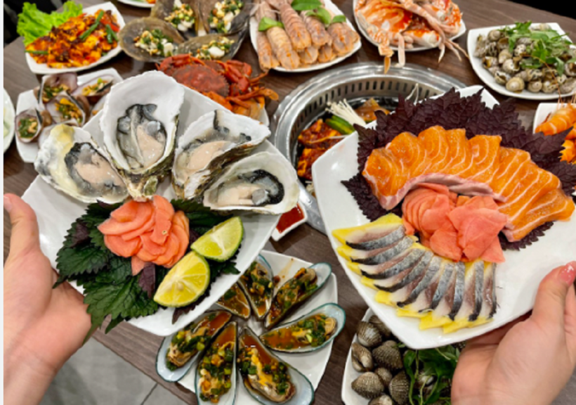 Người bệnh gút nên hạn chế ăn hải sản để kiểm soát bệnh tốt hơn