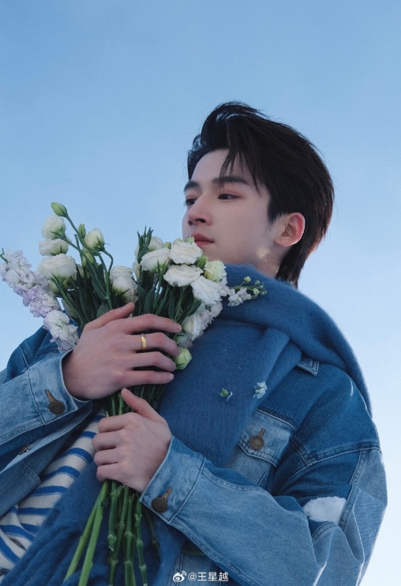 Vương Tinh Việt là diễn viên lứa 2000 triển vọng nhất trong dàn “gà cưng” của biên kịch Vu Chính. Ảnh: Weibo