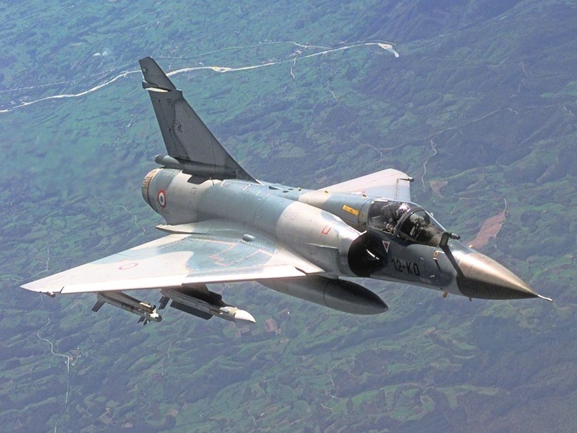 Máy bay Mirage 2000 được cho là gần sánh ngang F-16 của Mỹ. Ảnh: Getty Images