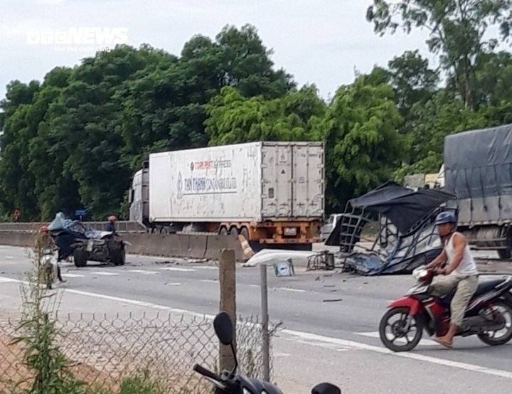 Hiện trường vụ tai nạn. Ảnh: Vnexpress.