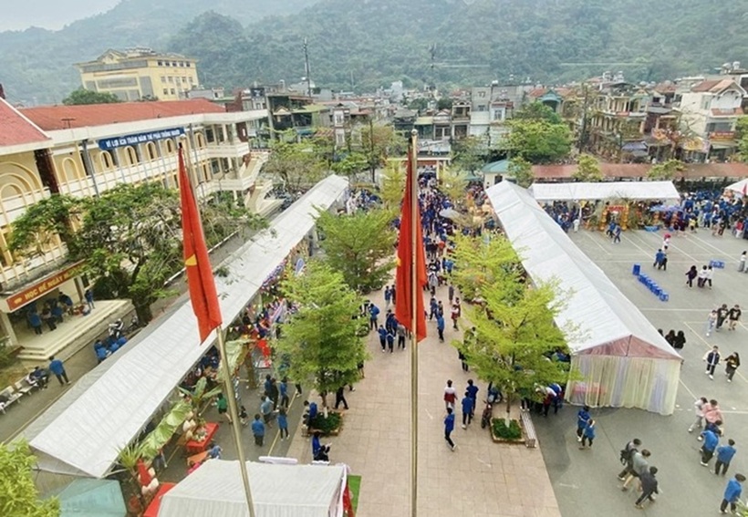 dien-bien-moi-sau-vu-400-000-dong-moi-com-hoi-dong-thi-thpt-dspl-1.jpg