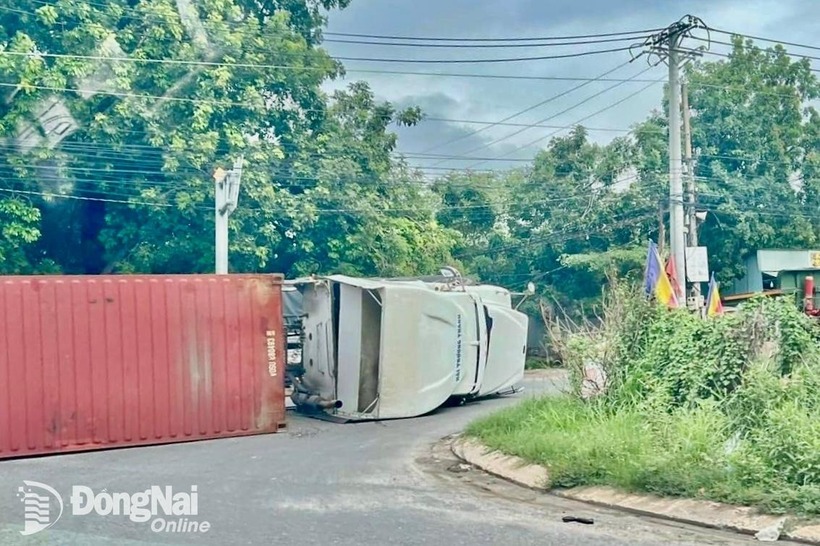 Hiện trường xảy ra vụ tai nạn. Ảnh: Báo Đồng Nai.