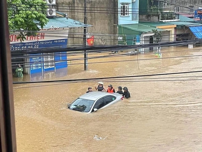 Lãnh đạo phường Minh Khai, TP. Hà Giang cho biết, đợt mưa liên tục lần này gây ngập tương đương hoặc sâu hơn đợt năm 2019.