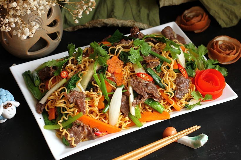 Với công thức đơn giản này, bạn đã có thể tự tay làm món mì tôm xào bò thơm ngon, hấp dẫn ngay tại nhà