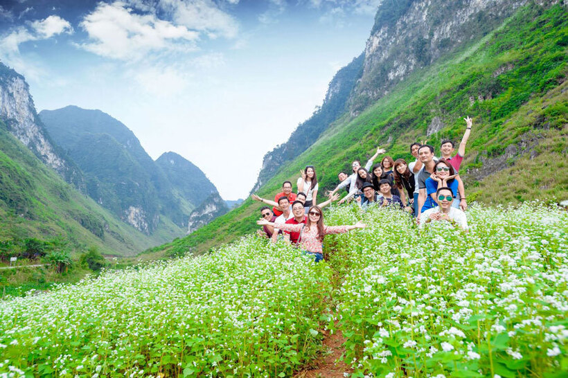 Các bạn trẻ du lịch Hà Giang