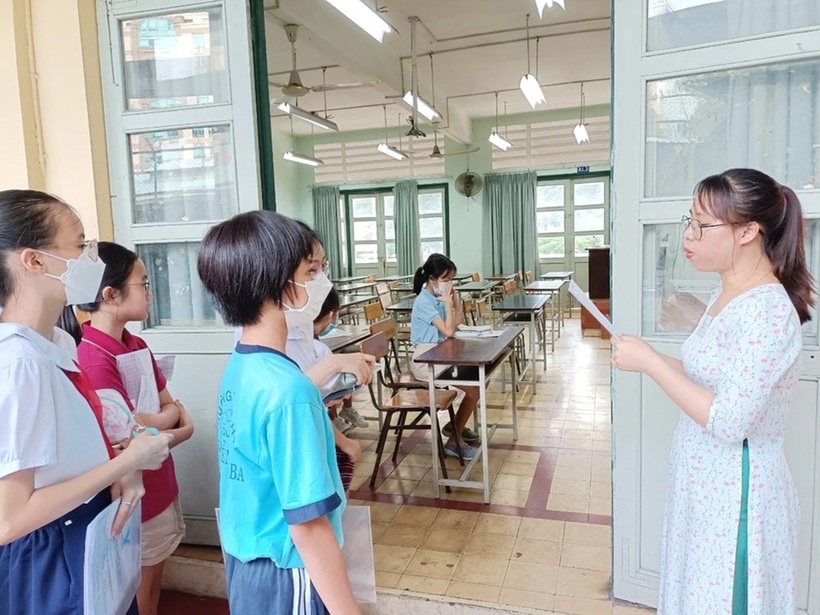 Năm học 2024-2025, có 4.301 học sinh đăng ký tuyển sinh lớp 6 Trường Trần Đại Nghĩa (TP.HCM), trong khi đó chỉ tiêu của trường là 350. Ảnh minh họa