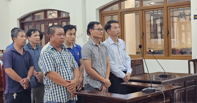 Các bị cáo tại phiên tòa. (Ảnh: VietnamNet)