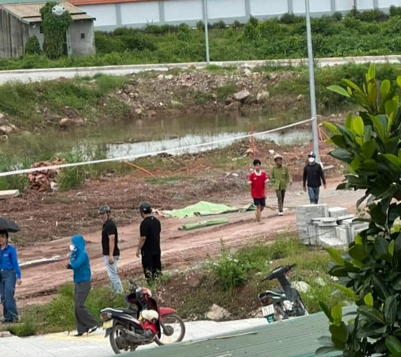 Hiện trường khu vực 2 cháu nhỏ là chị em được tìm thấy nghi bị đuối nước. (Ảnh: GĐ&XH)