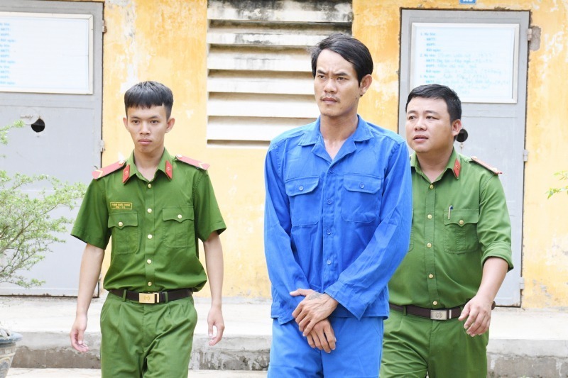 Nguyễn Thiện Khiêm tại cơ quan Công an. Ảnh: Công an nhân dân
