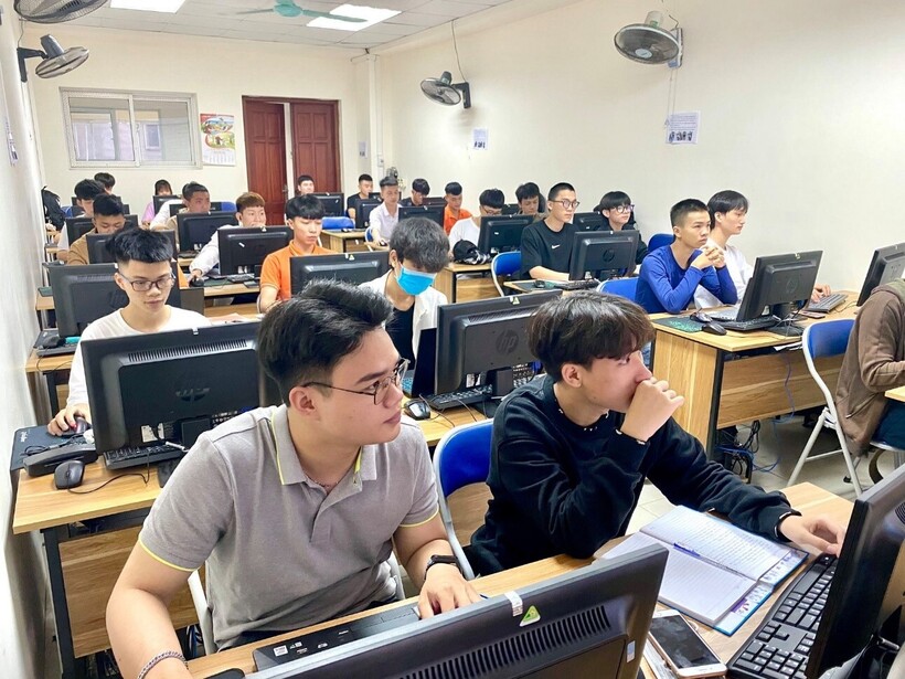 Các trường đại học đào tạo ngành công nghệ thông tin tốt nhất hiện nay - 4
