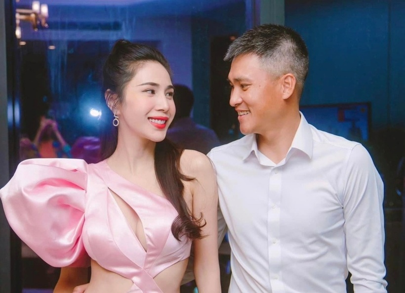 Công Vinh và Thủy Tiên được xem là cặp đôi "Victoria và Beckham Việt Nam". Ảnh: Thanh Niên