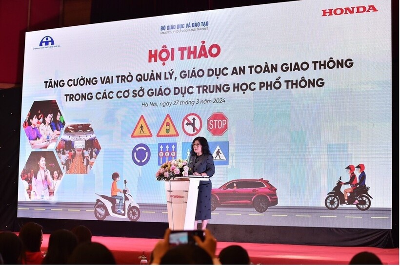 Thứ trưởng Nguyễn Thị Kim Chi phát biểu kết thúc hội thảo (Ảnh: HVN).