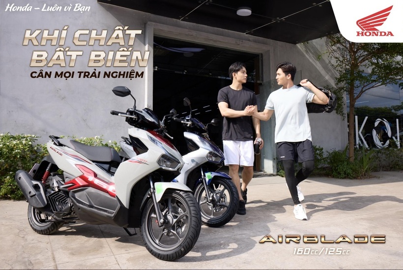 Giá bán dòng xe máy Honda Airblade tương đối ổn định.
