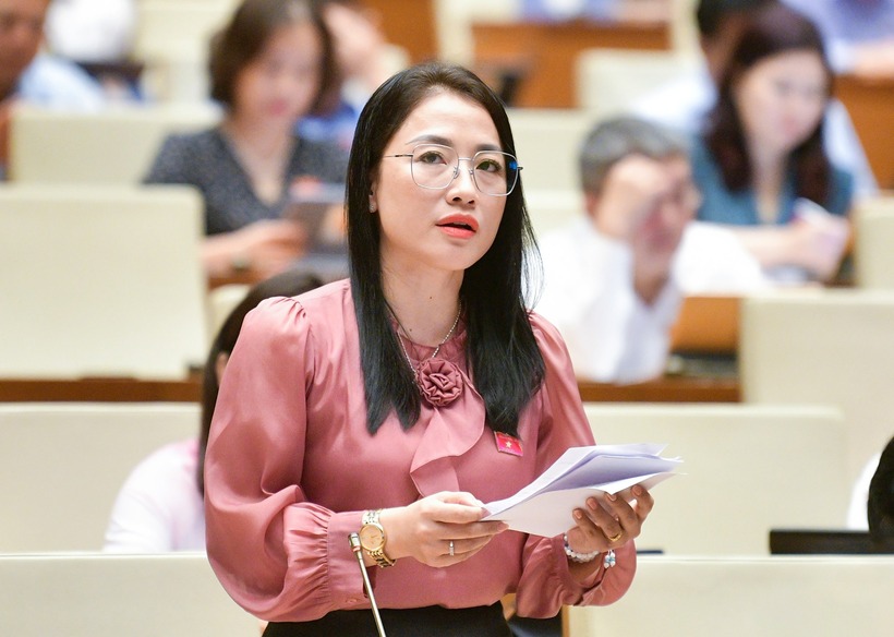 Đại biểu Trần Khánh Thu, đoàn Khánh Hoà (Ảnh: Media Quốc hội).