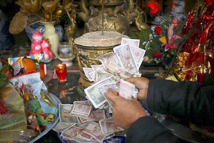 Cả nước thực thu 4.100 tỷ đồng tiền công đức trong năm 2023. Ảnh minh họa.