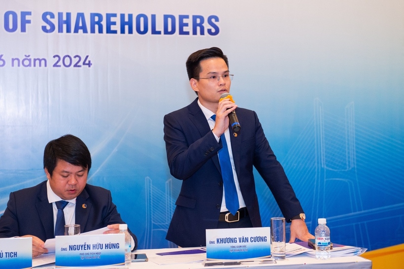 Ông Khương Văn Cương - Tổng Giám đốc Tập đoàn Đèo Cả phát biểu tại đại hội.