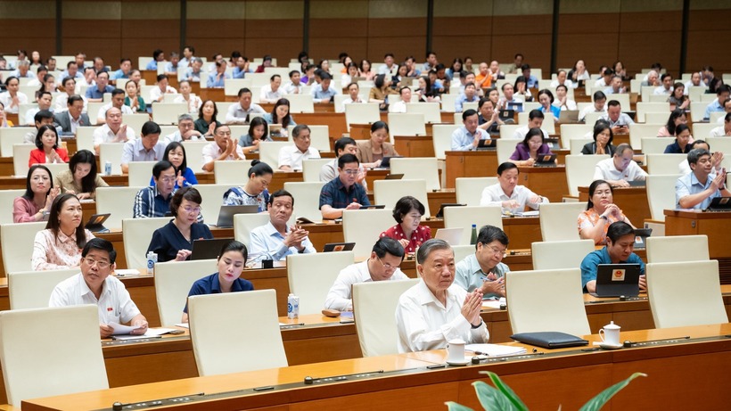 Quốc hội đã thông qua nghị quyết về tổ chức chính quyền đô thị và thí điểm một số cơ chế, chính sách đặc thù phát triển Tp.Đà Nẵng (Ảnh: Media Quốc hội).