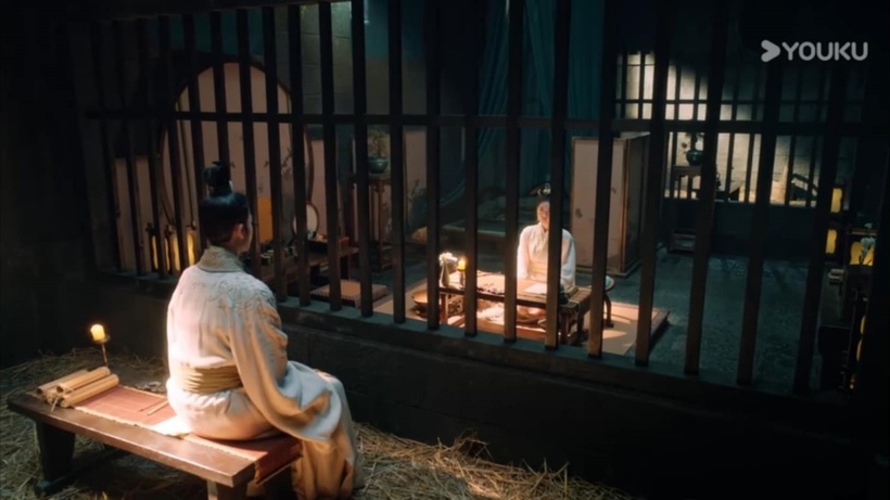 Lý Dung và Bùi Văn Tuyên hồi tưởng lại nhiều chuyện ở kiếp trước, qua đó thêm hiểu nhau hơn.