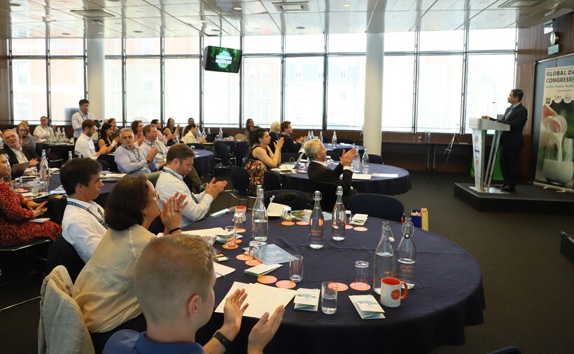 Hội nghị sữa toàn cầu được tổ chức thường niên, quy tụ gần 200 doanh nghiệp, tổ chức ngành sữa cùng thảo luận về các vấn đề chung của toàn ngành