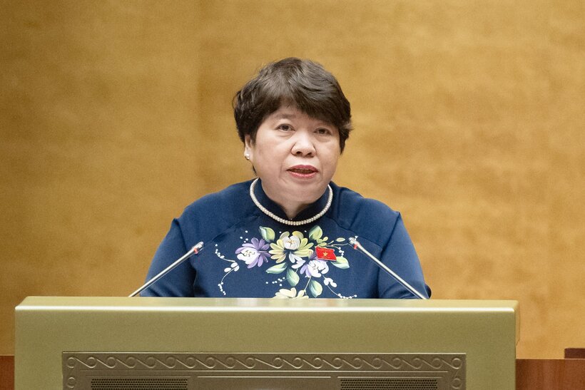 Chủ nhiệm Ủy ban Xã hội Nguyễn Thúy Anh.