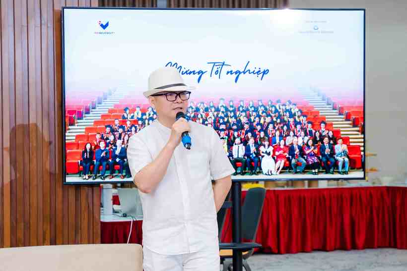 Ông Giáp Văn Dương – phụ huynh sinh viên Nam Dương chia sẻ trong buổi Lễ tốt nghiệp ngày 29/6.