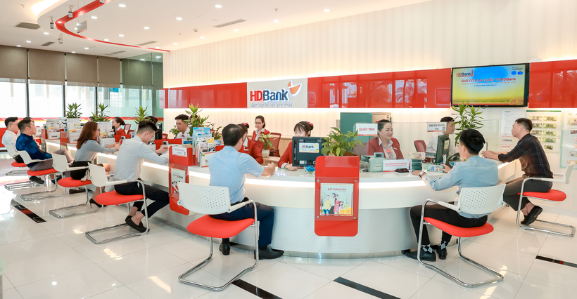 HDBank chốt quyền chia cổ tức bằng tiền và cổ phiếu tổng tỷ lệ 30% - 1