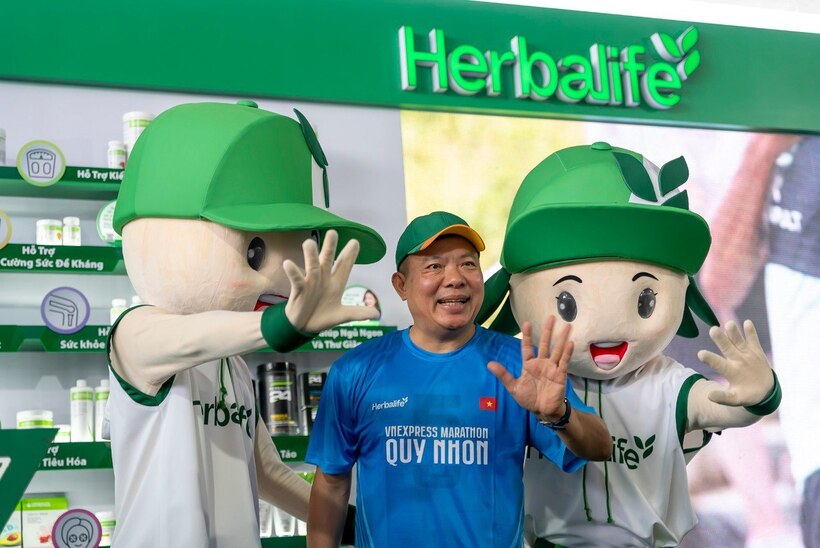 VnExpress Marathon Quy Nhơn 2024 - Herbalife người bạn đồng hành thủy chung vì sức khỏe cộng đồng - 7