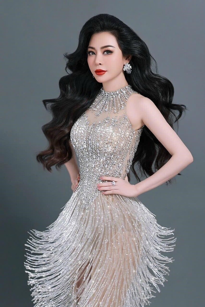 Hoa hậu Vũ Ngọc Anh: Nữ thuyền trưởng “mát tay” của các Hoa hậu Doanh nhân tài sắc, tri thức - 5
