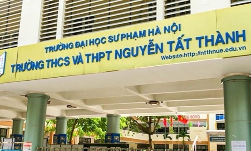 Điểm chuẩn vào lớp 10 của Trường THCS và THPT Nguyễn Tất Thành là 45,50 điểm.