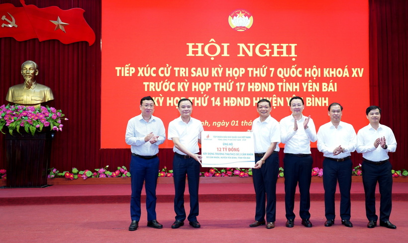 Lãnh đạo Petrovietnam và PV GAS trao cam kết hỗ trợ xây dựng trường học tỉnh Yên Bái