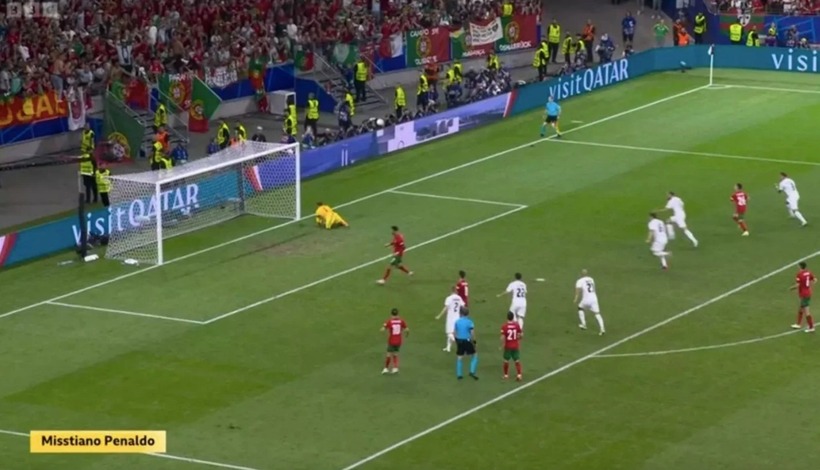 Hành động thiếu tôn trọng Ronaldo của BBC vấp phải làn sóng phẫn nộ trên nền tảng mạng xã hội. Ảnh: BBC.