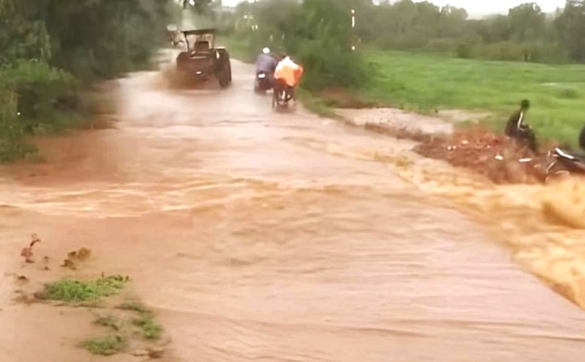 Khu vực hiện trường - nơi nữ chủ tịch hội nông dân xã bị nước lũ cuốn trôi. Ảnh: Công an Nhân dân