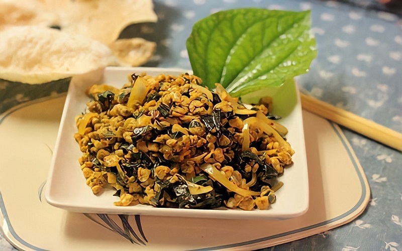 Hến xào dân dã nhưng vô cùng đặc sắc.