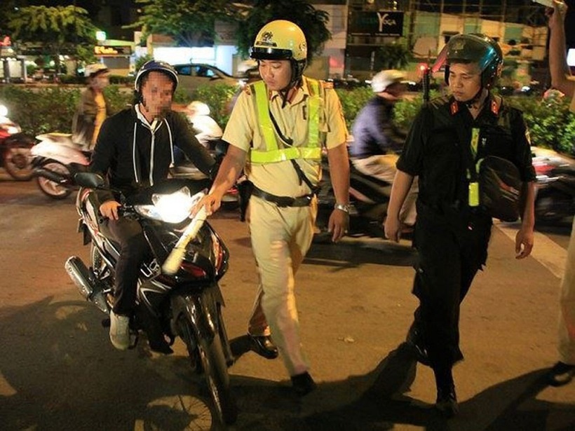 Lực lượng cảnh sát làm nhiệm vụ