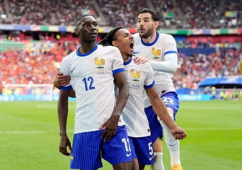 Thầy trò huấn luyện viên Didier Deschamps sẽ về nước sau khi bị loại tại bán kết EURO 2024
