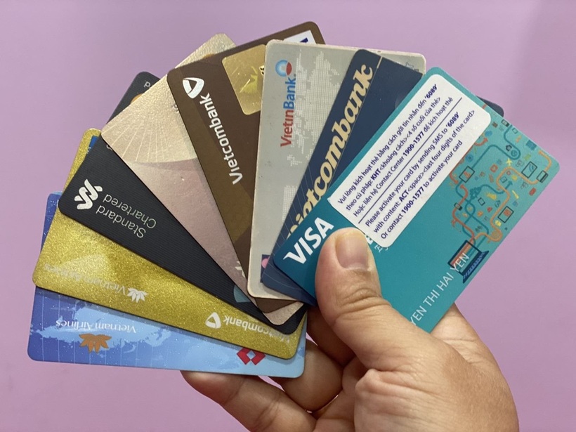 Có bắt buộc đổi thẻ ATM gắn chip?