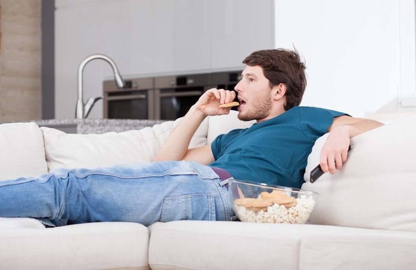 Những thói xấu khiến xương rỗng như tổ ong, dễ gãy khi bạn già đi.