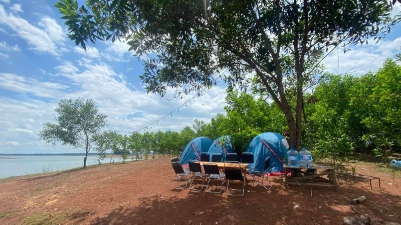 Khu cắm trại hồ Trị An