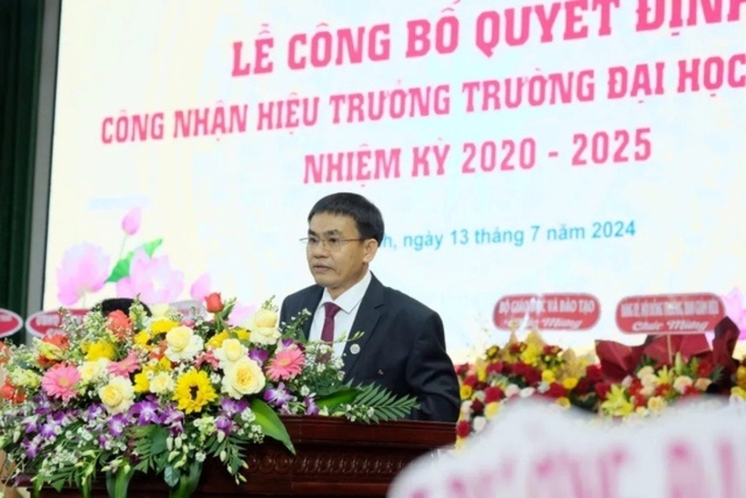 PGS.TS Đoàn Đức Tùng - tân Hiệu trưởng Trường Đại học Quy Nhơn phát biểu tại buổi lễ công bố quyết định. Ảnh: Người Lao Động