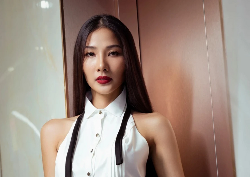 Người mẫu Hoàng Thùy