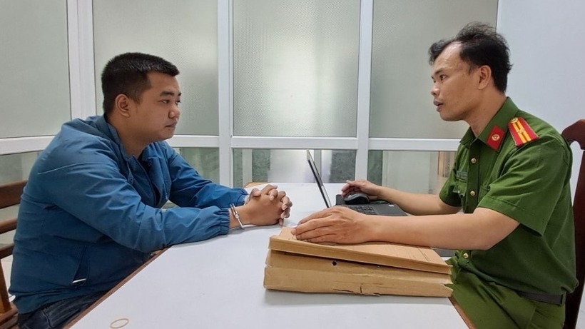 Trần Thanh Hải tại cơ quan công an. Ảnh: VOV