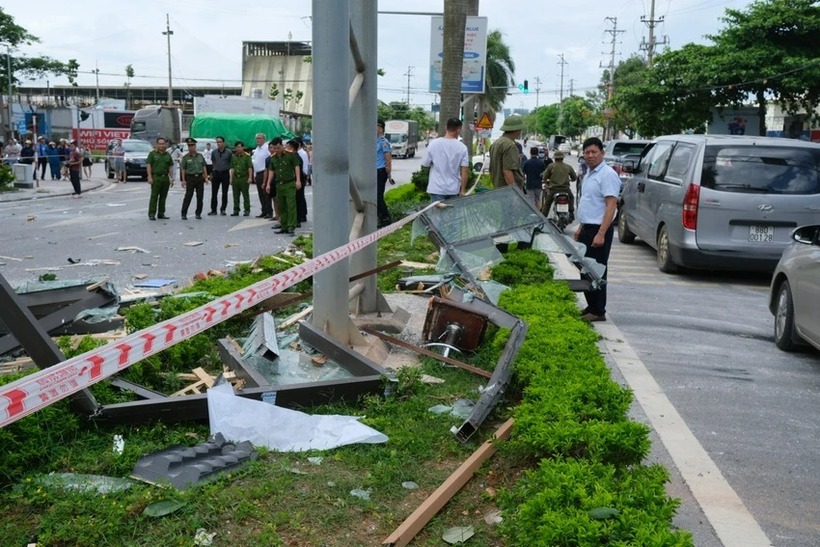 Cảnh tan hoang sau vụ nổ tại Vĩnh Phúc, 7 người bị thương