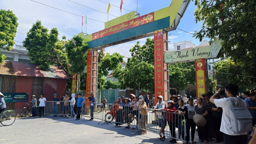 Hiện trường vụ tai nạn ở Hoài Đức, 4 người tử vong - 2