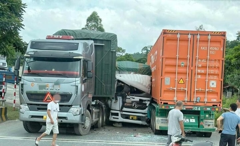 Hiện trường xảy ra vụ tai nạn. Ảnh: VTC News.
