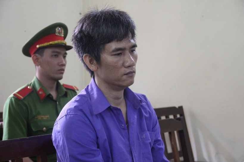 Đông thừa nhận ôm xác nạn nhân suốt 2 ngày. Ảnh: Dân Trí