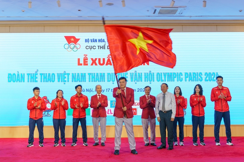 Lễ xuất quân Đoàn thể thao Việt Nam (TTVN) tham dự Olympic Paris 2024 diễn ra ngày 17-7 tại Hà Nội
