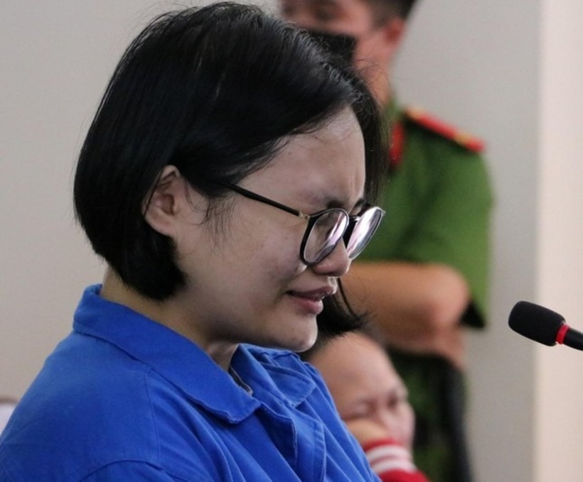 Bị cáo Linh hối lỗi tại phiên tòa. Ảnh: Tiền Phong