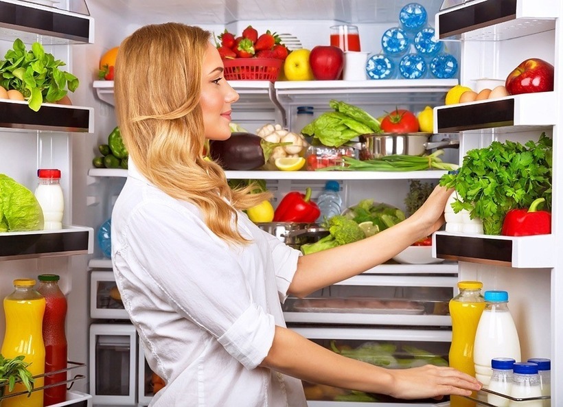 Nếu đã thử hết các cách mà đèn vẫn không sáng, hãy gọi thợ sửa chữa hoặc liên hệ bảo hành để được hỗ trợ. Ảnh minh họa